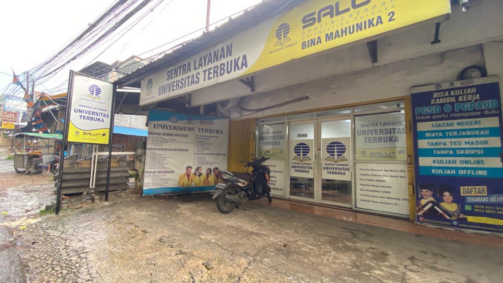 Kantor Sentra Layanan Universitas Terbuka Bina Mahunika 2 Cinangneng Ciampea